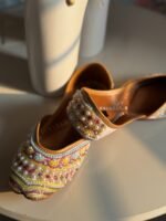 Noor-E-Gul Jutti - Image 4