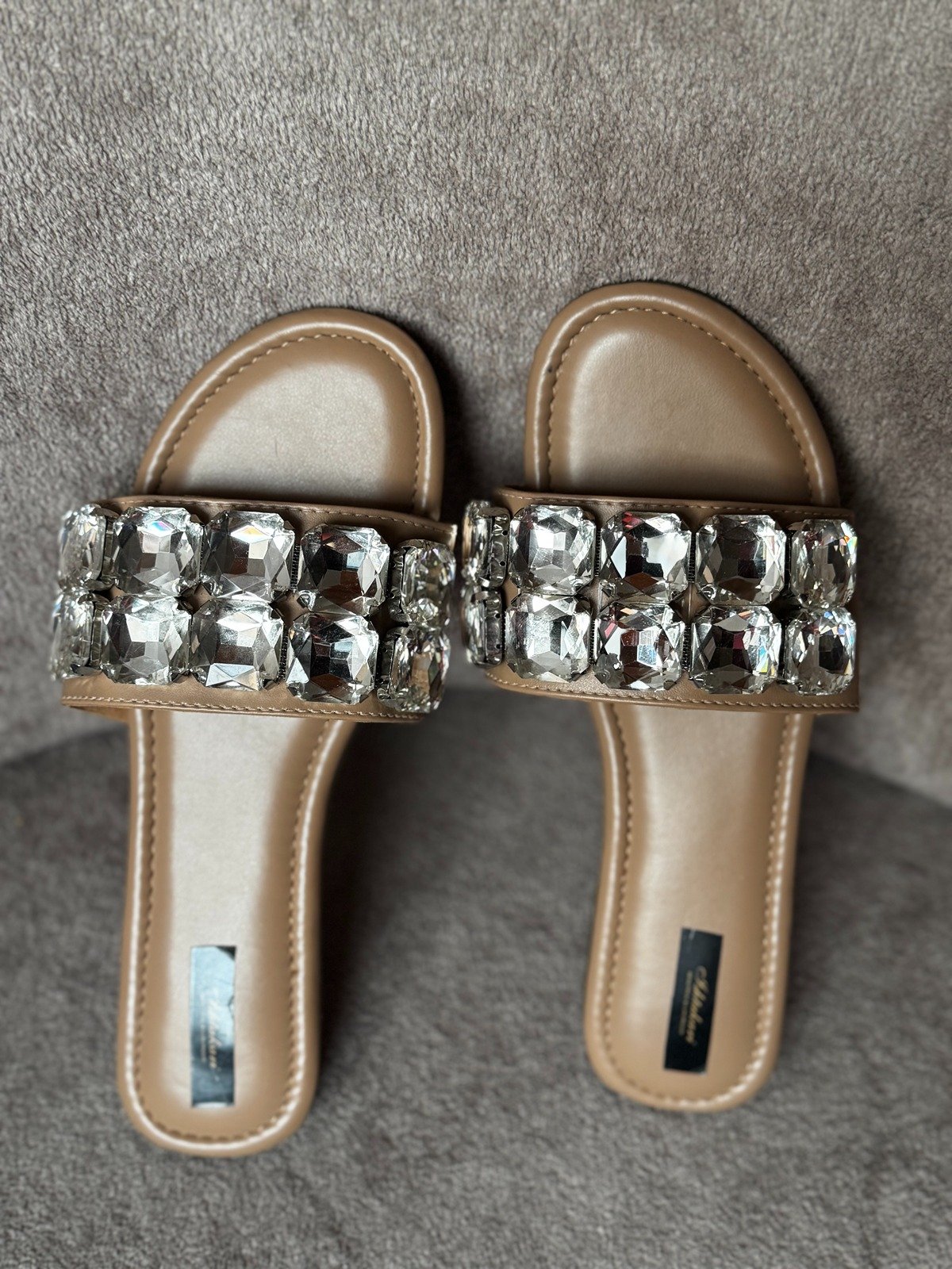 IMG_2023 Noor Glaze Sliders - Image 1