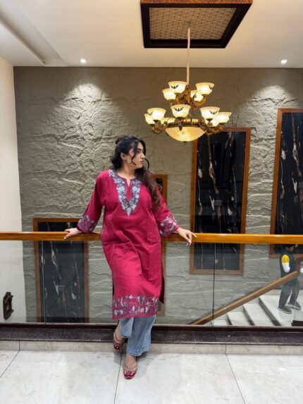 Shaam-e-Bahar – Hand-Embroidered Woollen Kashmiri Phiran